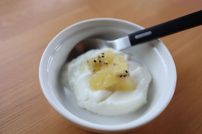 キウイを入手したら『まるごと冷凍』が大正解。皮がツルンと剥ける快感テクニックも必見！