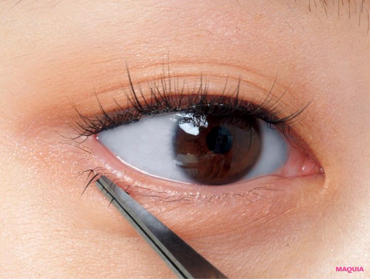 のり不要（グルーレス）つけまつげ 下まつ毛のやり方