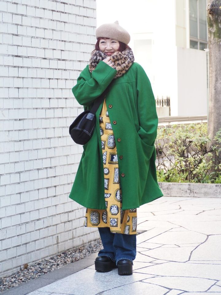 【1週間スナップ】50代の冬コーデ、あか抜けのコツは？ 色・柄使いがおしゃれな7名をピックアップ