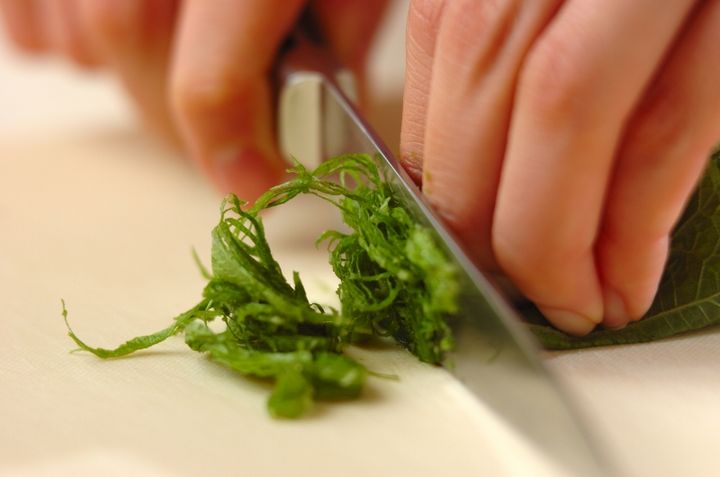 シラスチーズ焼きの下準備1