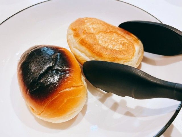 焦げないロールパンの焼き方