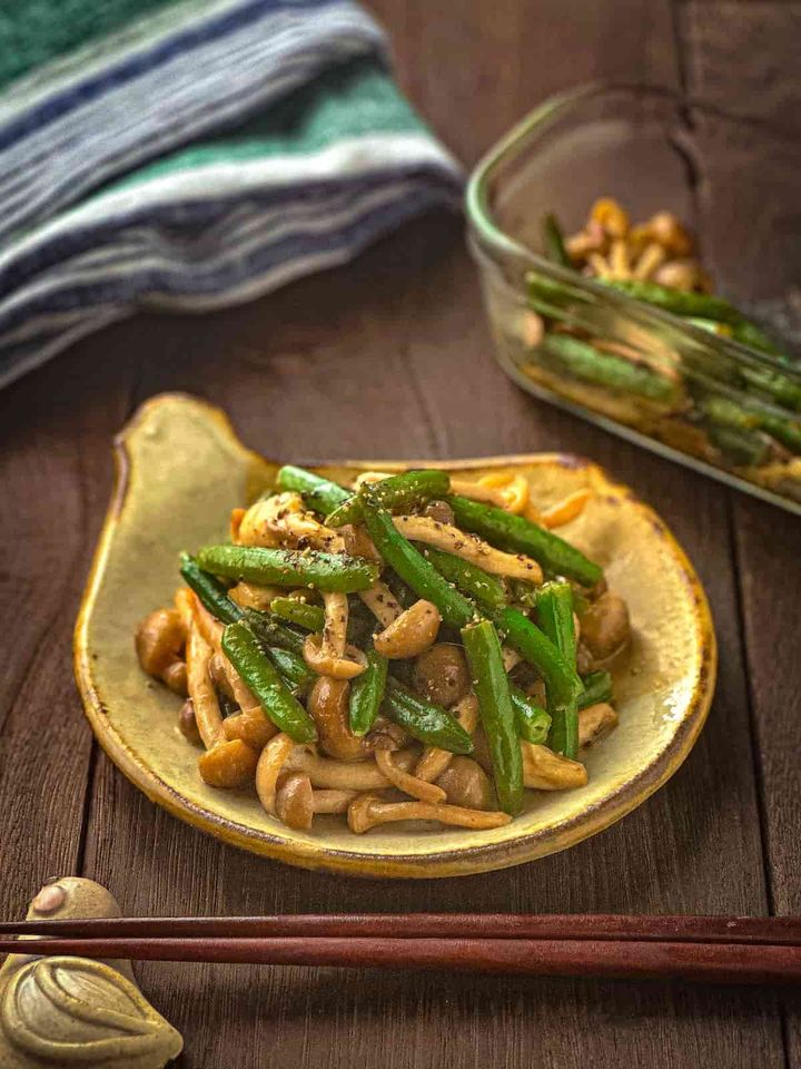 「いんげんとしめじのマヨソテー」レシピ