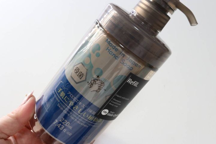 1dp広口ポンプボトル600ml丸アンバー 使用例