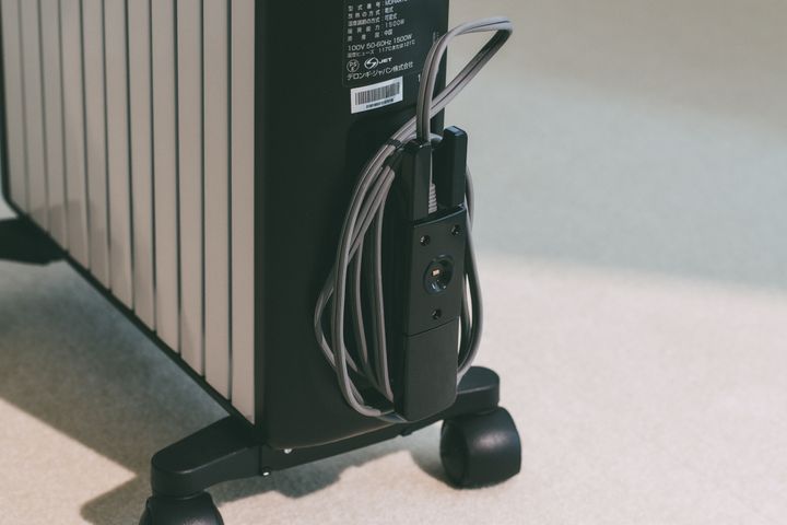 デロンギの「一生これでいい」ヒーターとは？エアコンの「乾燥・騒音・風」に疲れた人へ最適な理由