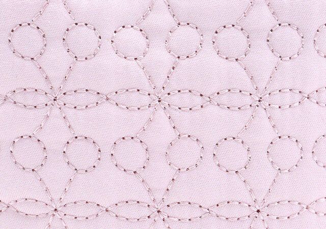 宝島社ムック付録のLiquemのきゅんとするチェリーポーチ3