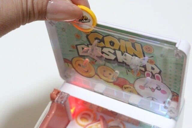 ダイソー コインプッシュゲーム機