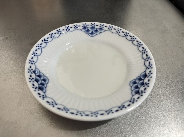 サラダ油を大さじ1/2〜１を入れるだけ！（▶︎次へ） 撮影／おと