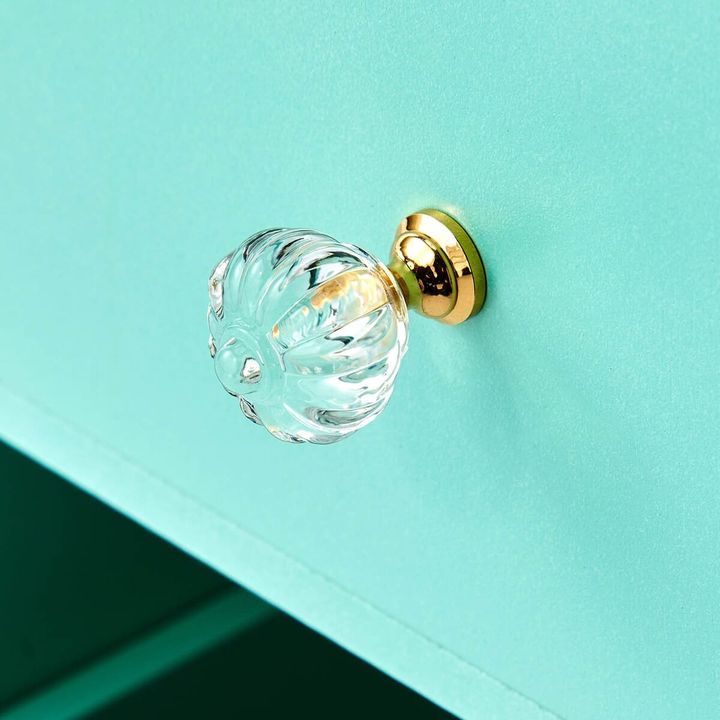 プリンセスモチーフのリビングワゴン 取っ手