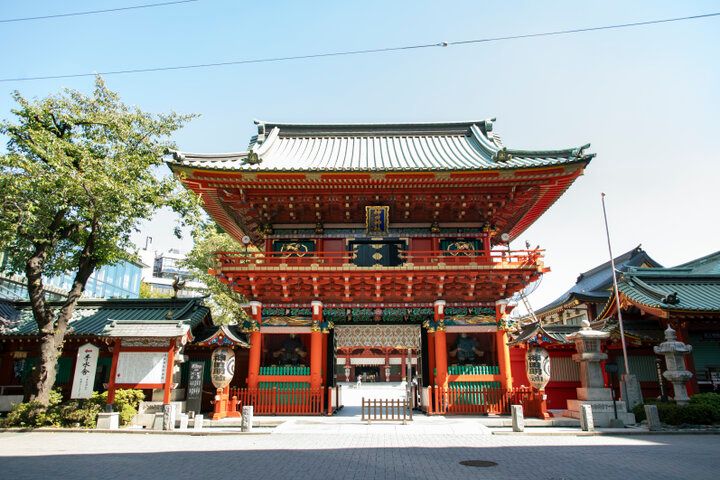  新年は御神馬・あかりちゃんが迎えてくれる神田明神へ♪かわいいデザインのお守りも目当てに