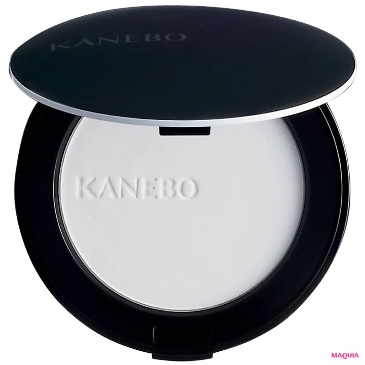 コスメ メイクトレンド コンサバ派 カネボウ クリスタライズドフィックスパウダー 01