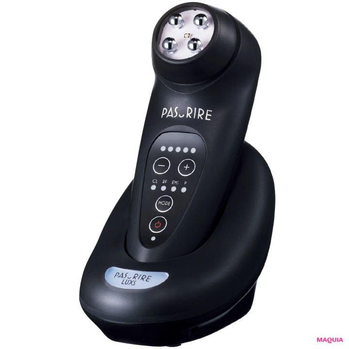 森絵梨佳のバズリ美容 パスリルリュクスの美顔器