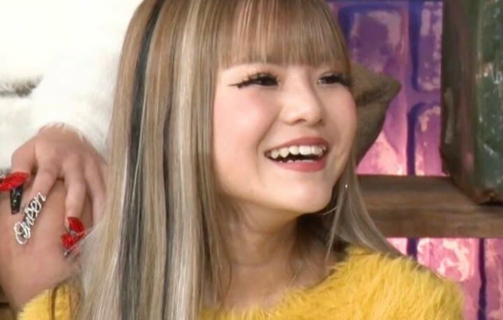 【写真・画像】中1になった元“小学生ギャル”、校則遵守で金髪→黒髪にイメチェン「似合ってる」絶賛の声 1枚目