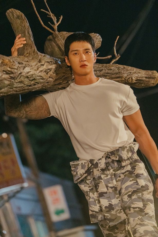 アン・ボヒョンは血気盛んなソン・ジェギュを演じる （C）2025 CJ ENM STUDIOS Co. Ltd & CJ ENM Co.Ltd All Rights Reserved