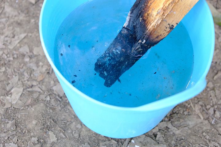 知らないと危険！冬キャンで“命を守る”必須アイテムとは？