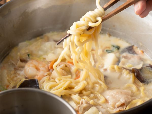 冬キャン、これやらないと損する。大人がハマる焚き火・星空・冬ごはんの“大正解”とは