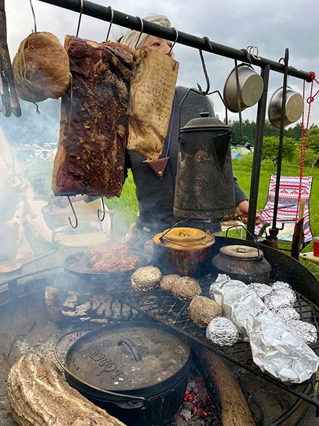 冬キャン、これやらないと損する。大人がハマる焚き火・星空・冬ごはんの“大正解”とは