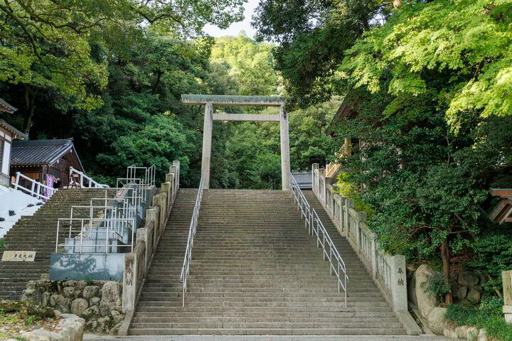 午年のお参りは、白馬伝説を語り継ぐ“北のお伊勢さん” 三重の「多度大社」へ