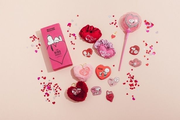 「BROWN'S STORE(ブラウンズストア)」では「ハッピー・ラブ」限定グッズがずらり