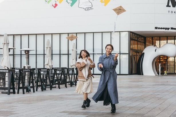 スヌーピーミュージアム前で楽しく凧揚げ！オリジナル凧を使って新春の風物詩を体験