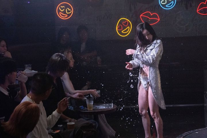 Netflixリアリティシリーズ「ラヴ上等」独占配信中