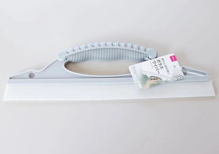 ダイソーのガラスワイパー