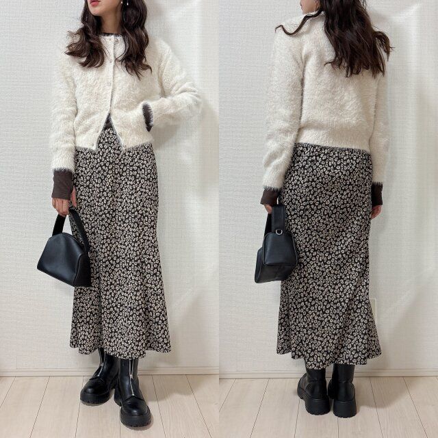 GUウォームスムースクルーネックTと白カーディガンコーデ