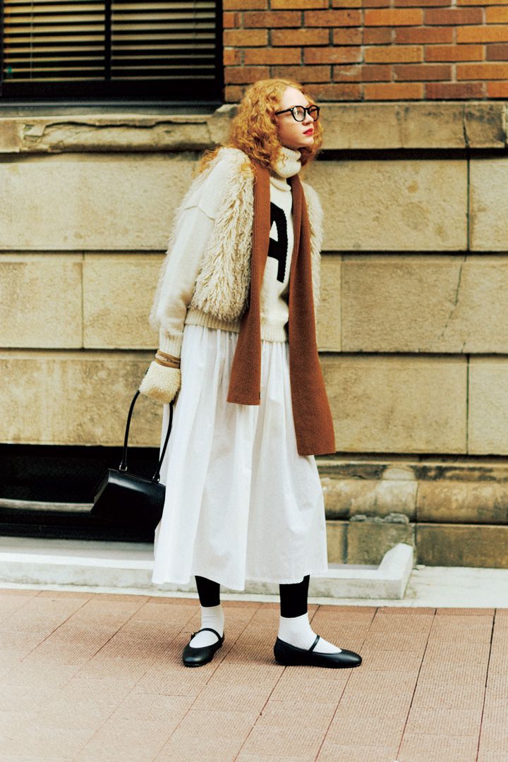 ホワイトベースのコーデは茶色や黒をプラスするのがgood【本日のFUDGE GIRL-12月29日】