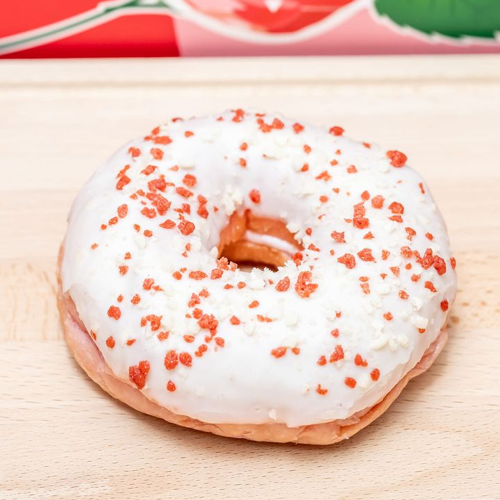 いちごミルクホイップドーナツ