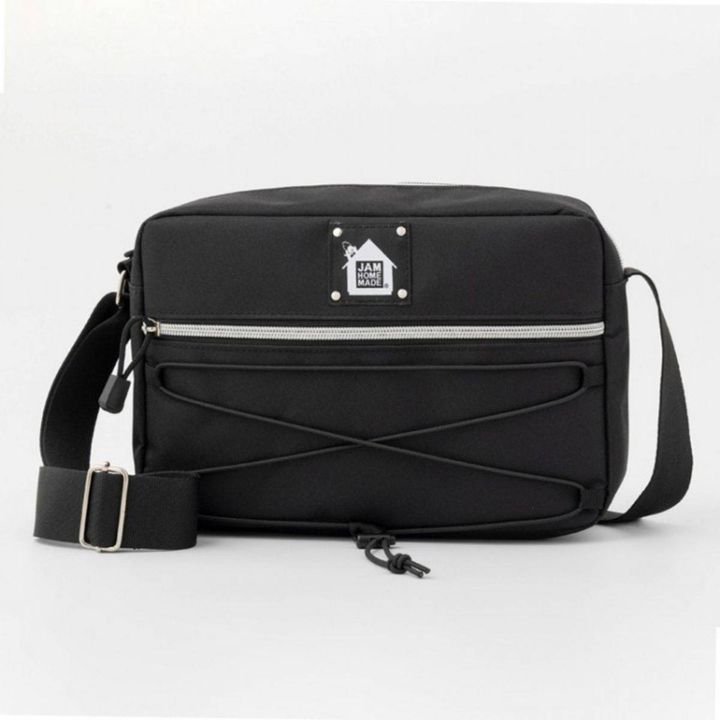 からあげクン ショルダーバッグ BOOK feat. JAM HOME MADE