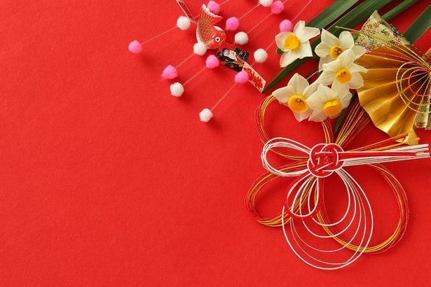 天が無数の使命を運んでくる。無心に進んだ先に挑戦と開運の扉が開かれる （C）Limesoda／PIXTA(ピクスタ)