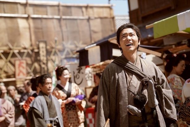 【写真を見る】仇討ち事件の真相を追う田舎侍の加瀬総一郎(柄本佑) [c]2026「木挽町のあだ討ち」製作委員会 [c]2023 永井紗耶子／新潮社