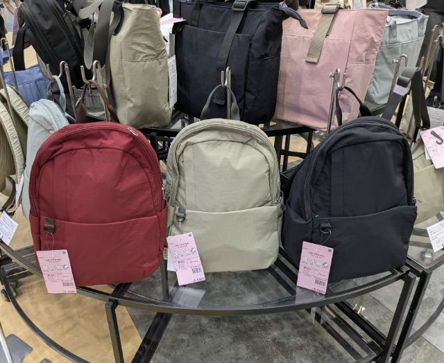 丸い洗いできるかばんデイリュック