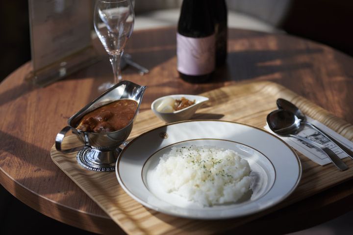 「三笠ホテルビーフカレー」(1800円)