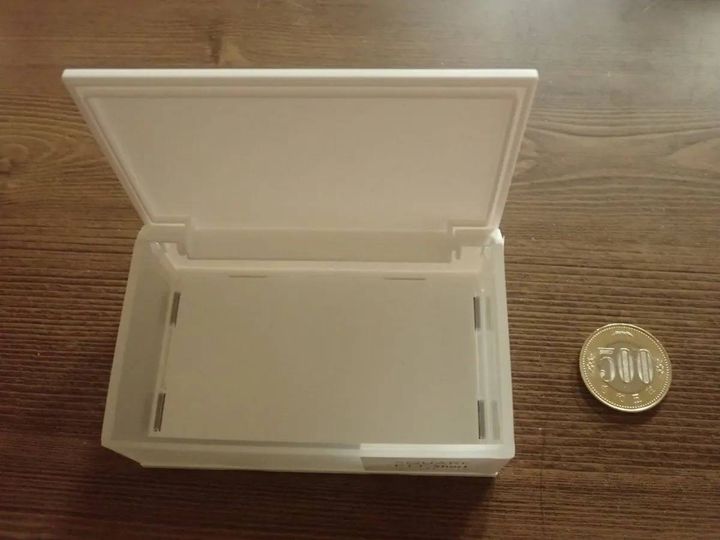 DAISO(ダイソー)：隙間なし 並べる小物収納ケース SHORT