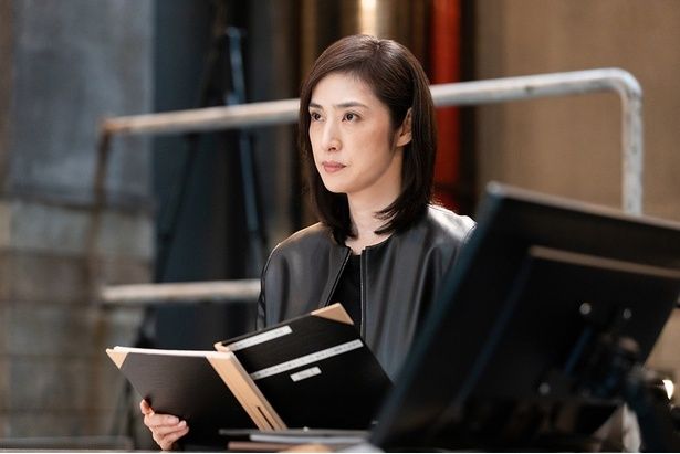 【写真を見る】2025年もヒット作が相次いだテレビドラマの劇場版。年末年始こそ、その“安心感”が効果を発揮？ [c]2025劇場版「緊急取調室 THE FINAL」製作委員会