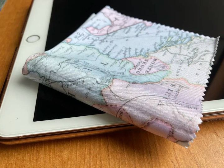 Seria(セリア)：メガネ拭き 旅気分