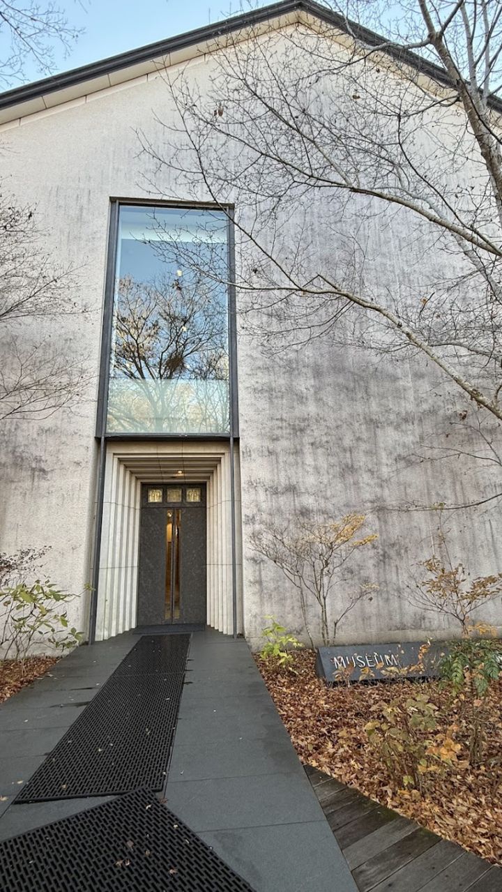 ラリック美術館アート鑑賞 15：15〜16：05（50分）