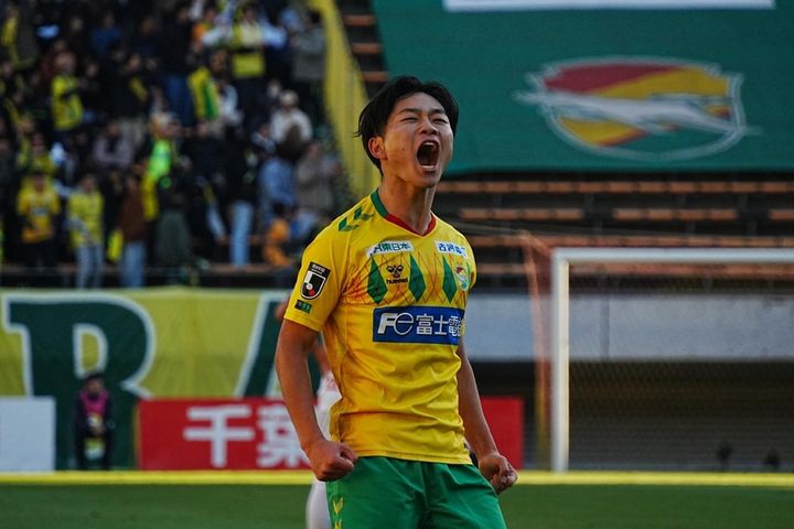 画像: J1昇格プレーオフ準決勝の大宮戦で、自身プロ初ゴールとなる同点弾を挙げた姫野（写真 縄手猟）