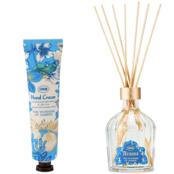 〈左から〉ハンドクリーム ワンダーズ 30ml ￥1,870 アロマ ワンダーズ 245ml ￥7,700（ともに2026年1月8日発売）