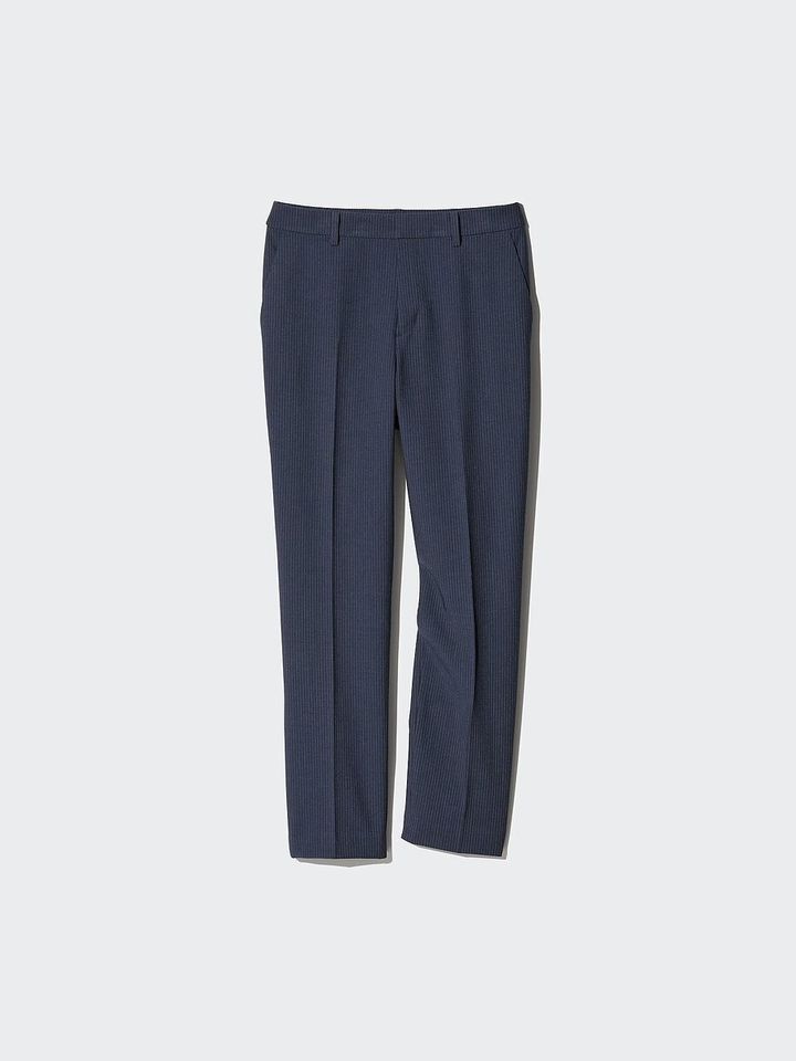 ユニクロのスマートアンクルパンツストライプ