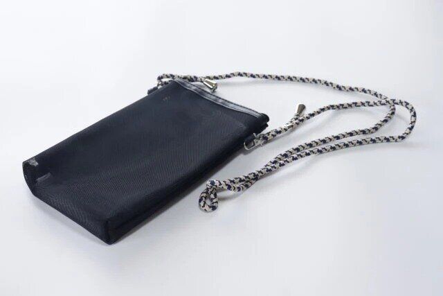 ダイソーの便利なショルダーストラップ（アウトドアコード）