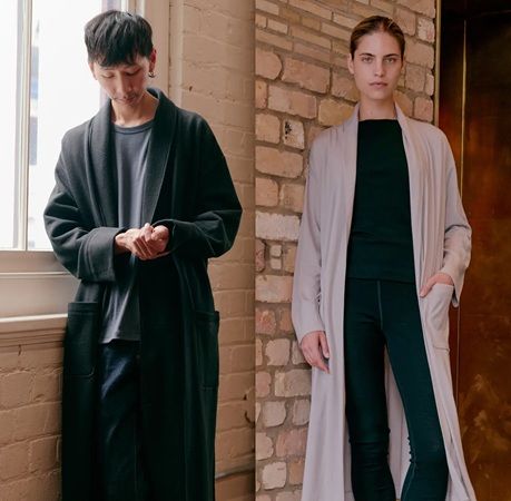 YARNが、ブランド初のホームウェア・寝具ラインを発表！2種のメリノ・ガウンを発売