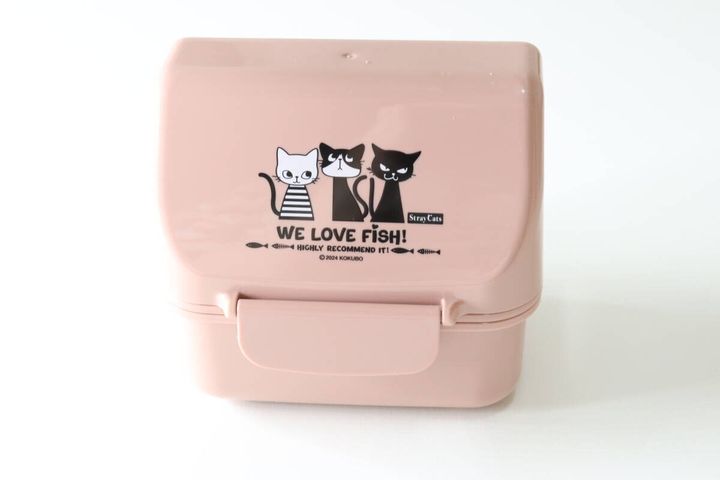 おにぎりお弁当箱（ストレイキャッツ柄） ダイソー ピンク