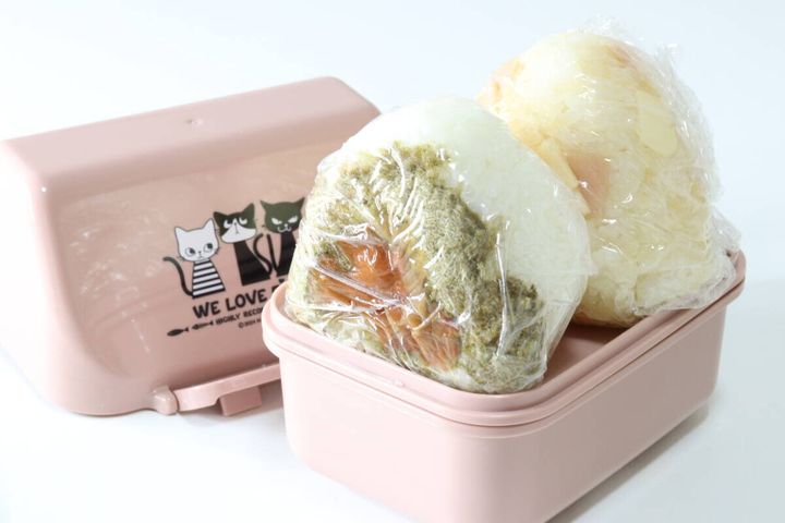 おにぎりお弁当箱（ストレイキャッツ柄） 上段