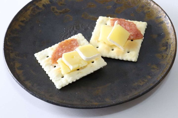 ダイソー 伍魚福 サラミ カナッペ