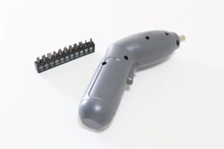 ダイソーの電動ドライバー