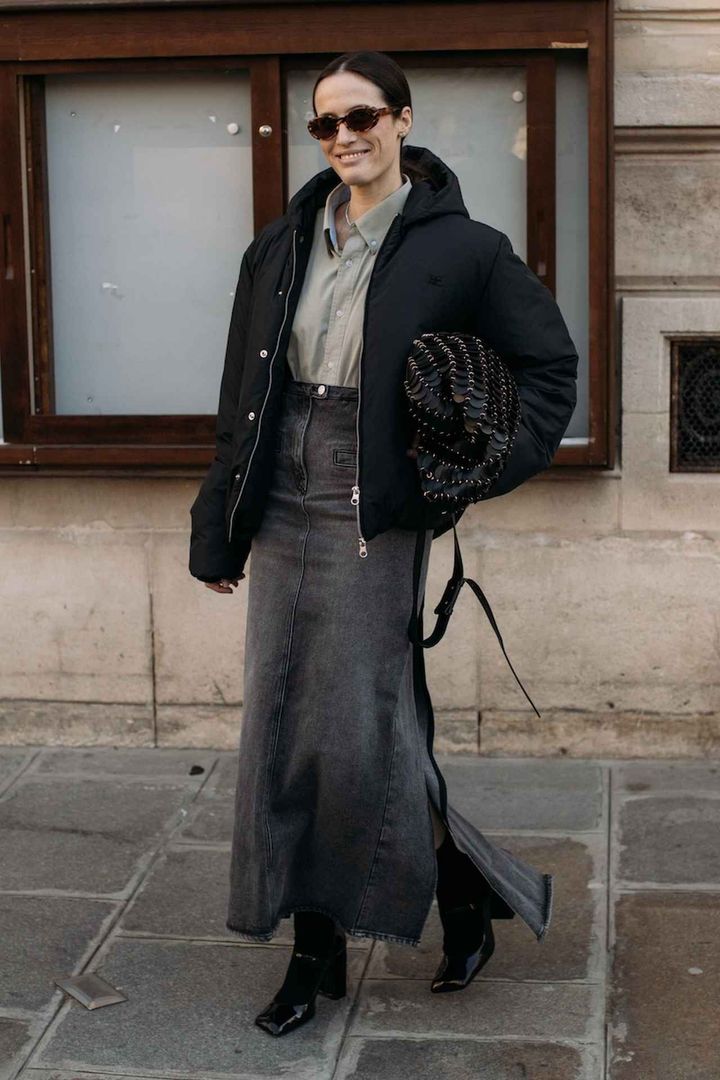 画像: ダークカラーのまま軽やかさを両立