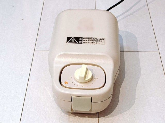 ホットサンドメーカーで餃子