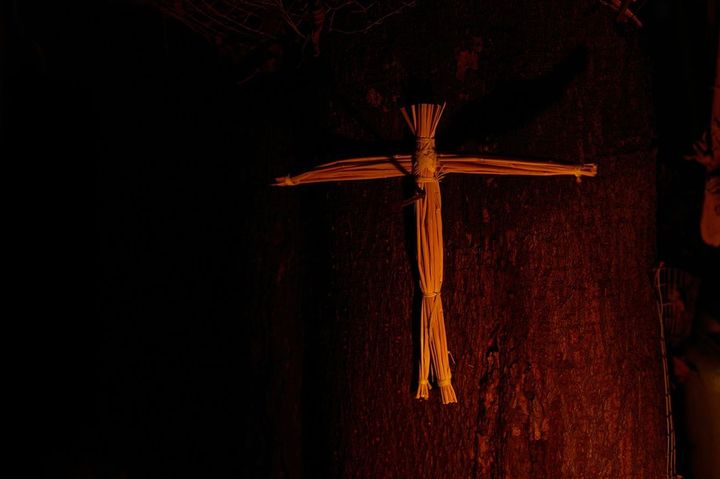 呪いのわら人形