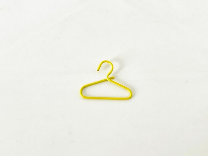 余ったゼムクリップの「じゃない」使い方が便利すぎた！思わず試してみたくなる裏ワザ3選♡